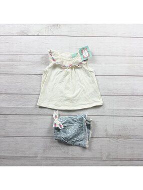 Chelsea’s Corner 2 Piece Outfit Embroidered Top Floral Shorts NWT 9-12 Months